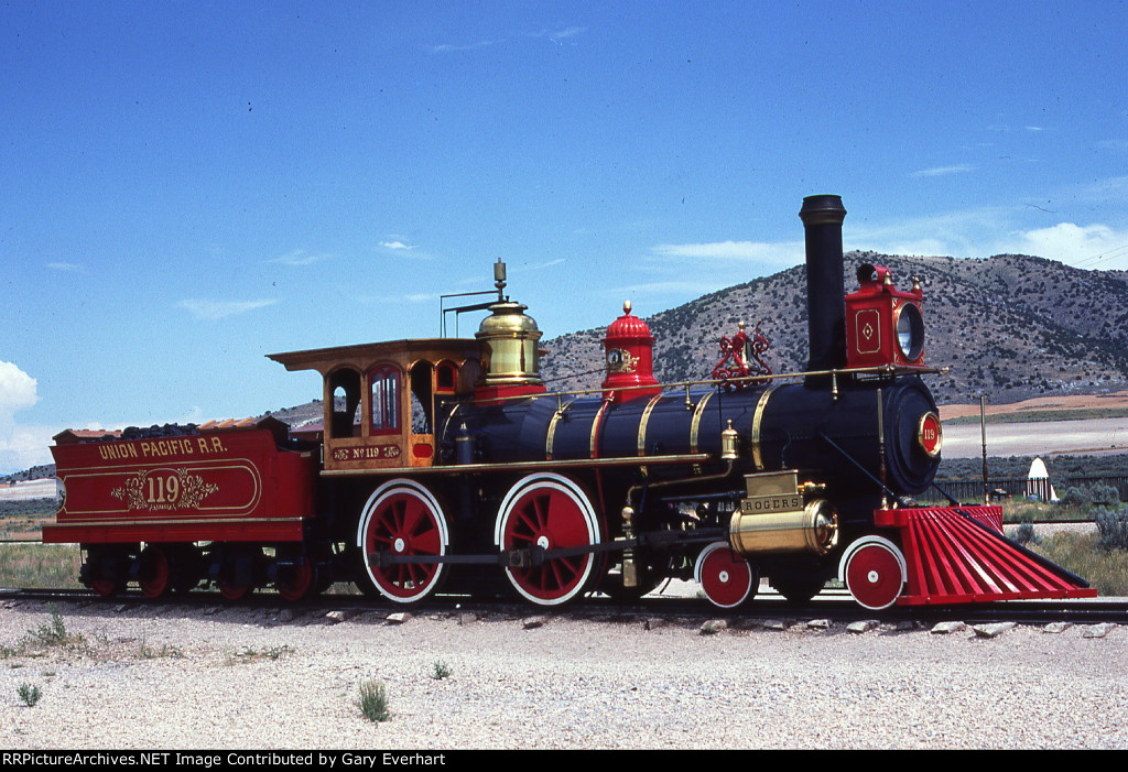 UP 4-4-0 #119 - Union Pacific